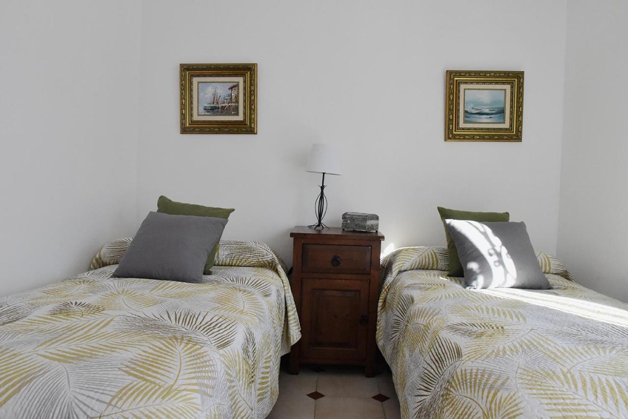 Room Martinez Siviglia Esterno foto