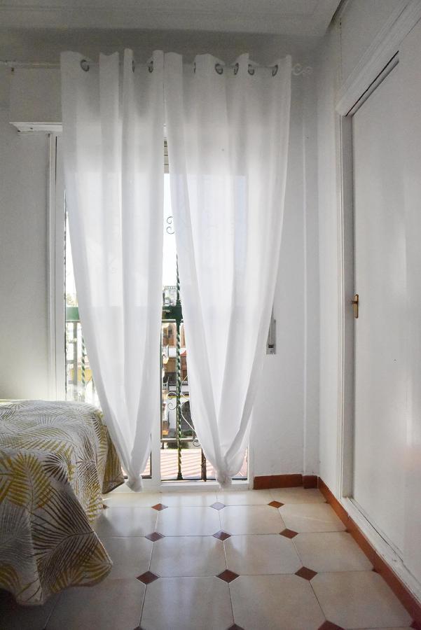 Room Martinez Siviglia Esterno foto